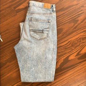 American Eagle Mom Jeans